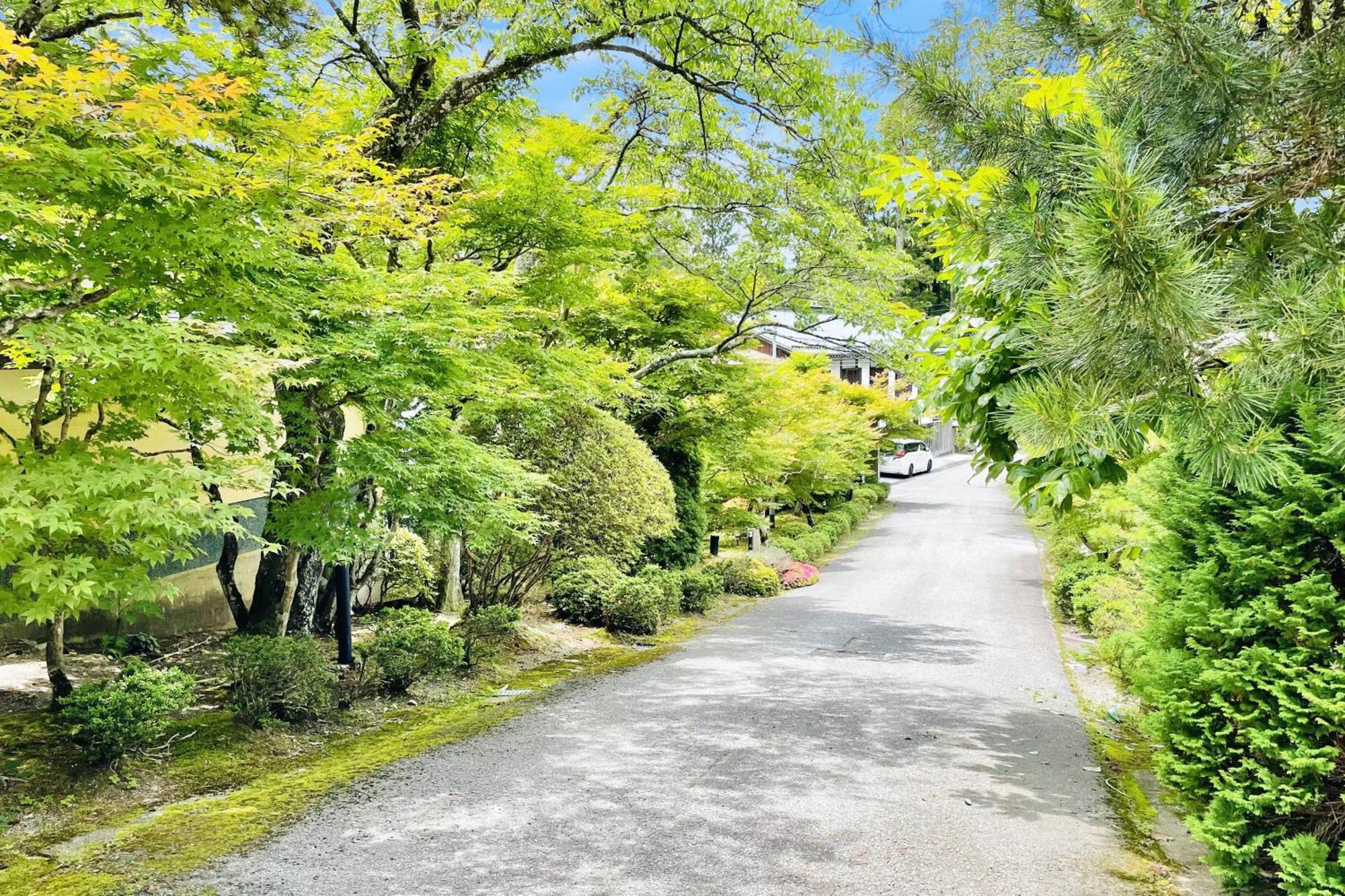 Отель Koyasan Shukubo Hojoin Экстерьер фото