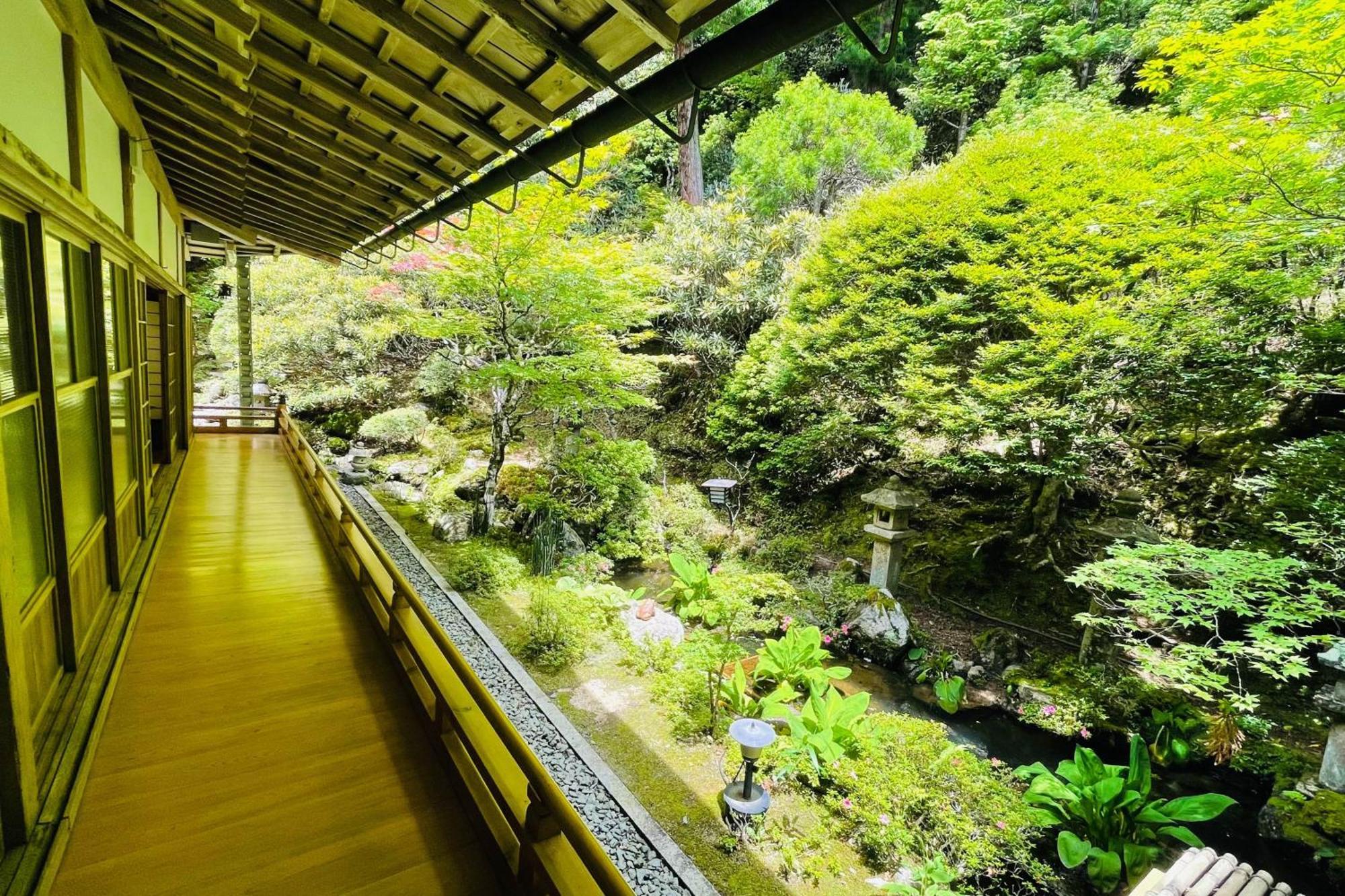 Отель Koyasan Shukubo Hojoin Экстерьер фото