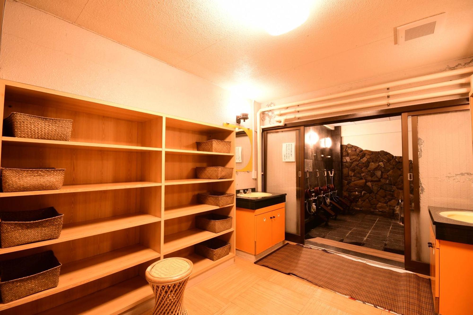 Отель Koyasan Shukubo Hojoin Экстерьер фото